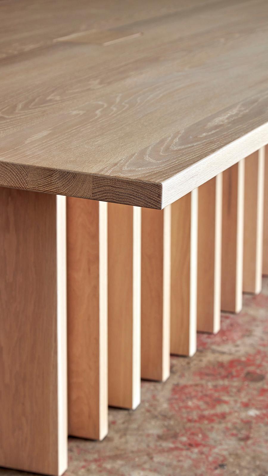 rectangular dining table - solid wood detail